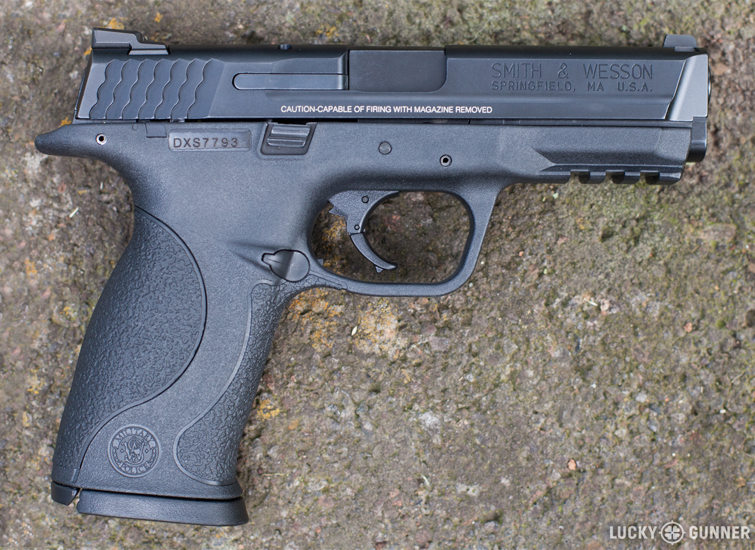 Smith & Wesson M&P9 full size